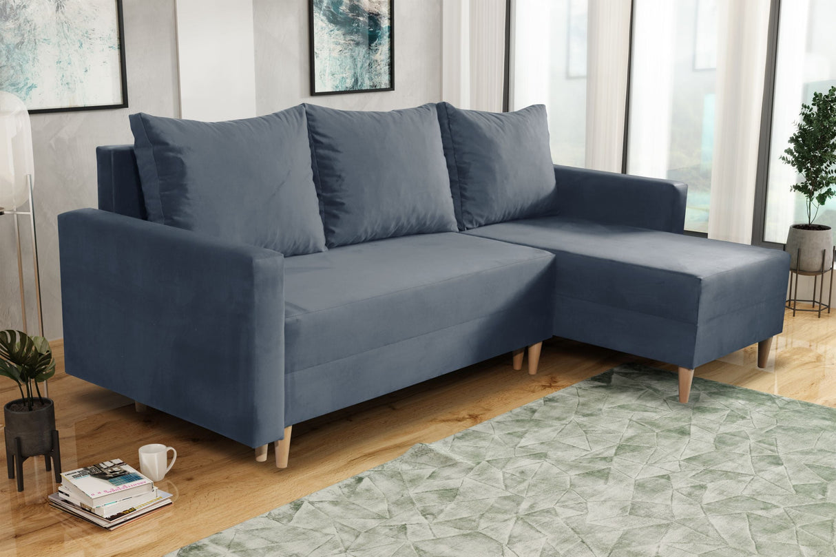 NEW! CORNER SOFA BED SNUGGY 222CM MANILA 20 UNIVERSAL CORNER RIGHT/LEFT / FOAMTHIS MODEL IS UNIVERSAL WHICH MEANS YOU CAN CHOOSE CORNER SIDE DURING ASSEMBLY3x PILLOWS INCLUDED1X STORAGE SPACESOFT TOUCH FABRC MANILA CLICK HEREDIMENTIONS222X137.5CMSLEEPING
