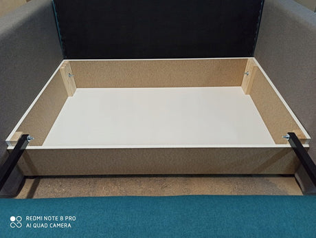 SINGLE SOFA BED SUZIE 97CM GREY/GREENDimensions :- width 97 cm- height 85 cm- depth 95 cm- area sleeping 80/195 cm +/- 3The sofa is made of a wooden frame, the sleeping surface is made of PUR T30 / 42 foam.The sofa is unfolded using an automatic machine.