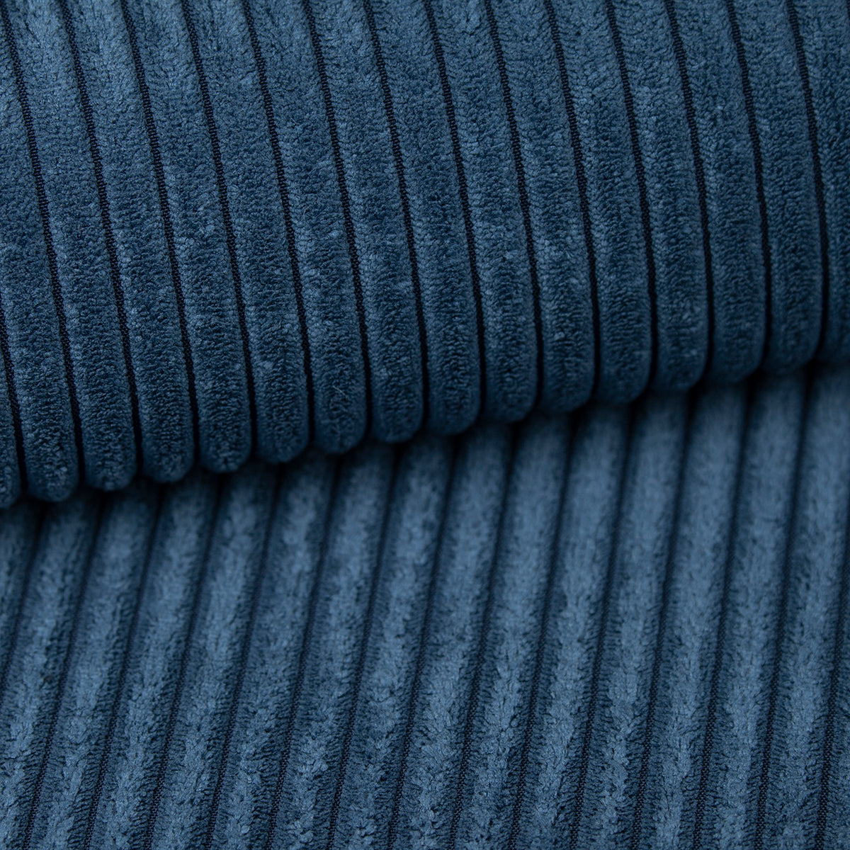 SOFA BED FIORD POSO 05 250cm / SPRINGS + FOAMSOFA DIMENSIONS: sleeping area 154/190 cm width 249 cm depth 94 cm height to the seat 40 cm side height 58 cm seat depth 79 cm (without cushions) seat depth 62 cm (with cushions)* dimensions given with a tolera