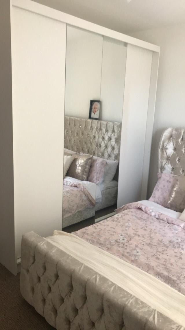 CUSTOMER POHOTOS & REVIEWSVISIT AND LIKE OUR FACEBOOK PAGEAnna Furniture